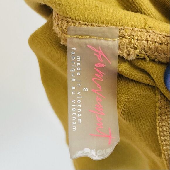 Free People Movement Hearts A Flutter Gold Yellow Leggings Women's Size Small - Picture 13 of 13